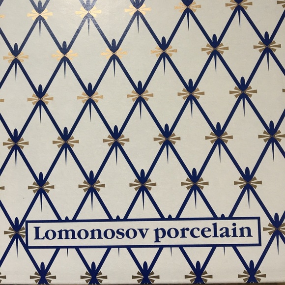 SALE! Gilded porcelain teacup and saucer set from Russia - Picture 10 of 12